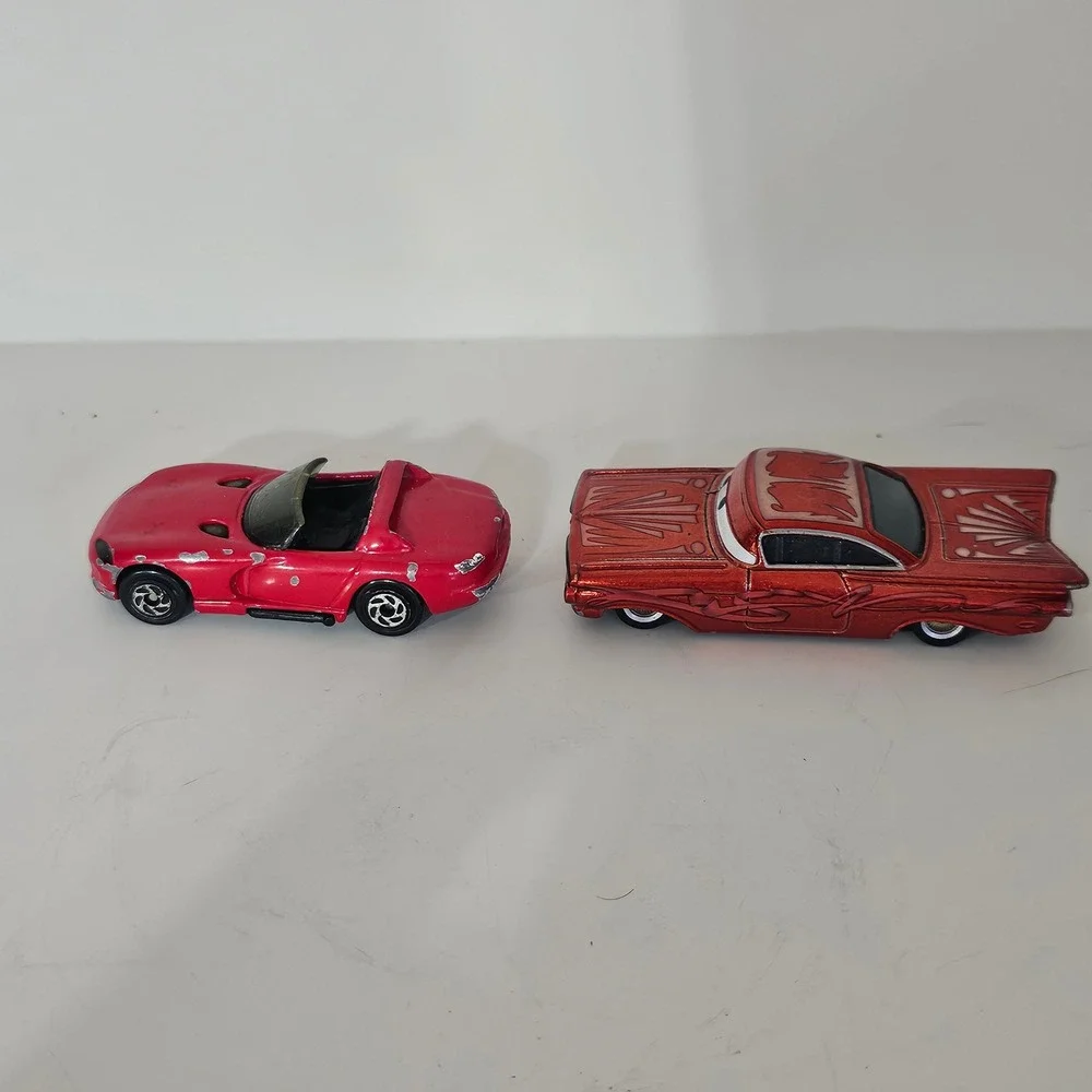 Matchbox Dodge Viper RT/10 1993 & Disney Pixar Cars Ramone Red Diecast Lot